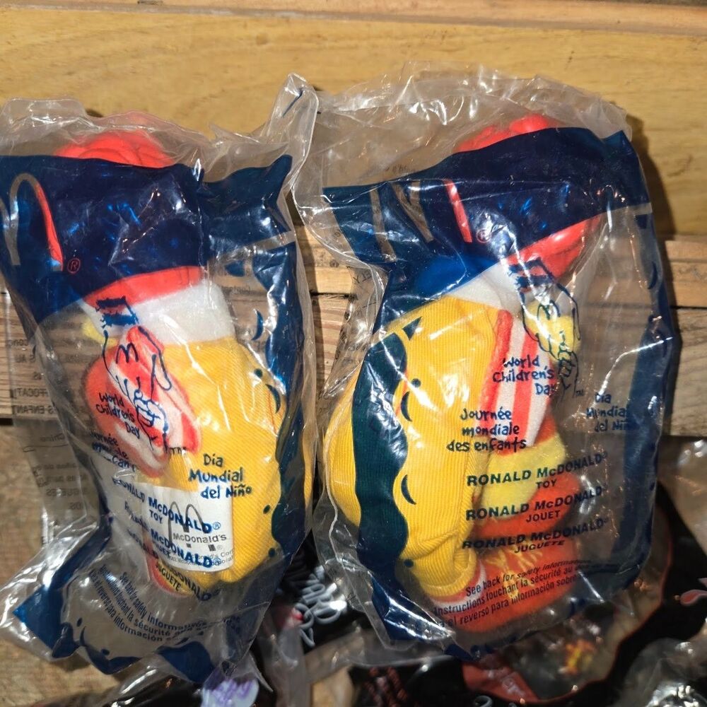 McDonald's Happy Meal 2002 World Children's Day Ronald McDonald Plush Toy X 2
